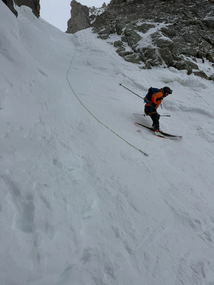 irage sauté sur pente raide - perfectionnement ski Chamonix